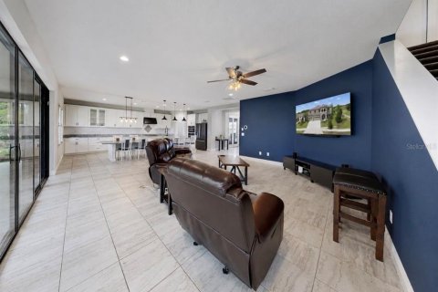 House in Fish Hawk, Florida 5 bedrooms, 335.01 sq.m. № 2236194 - photo 21