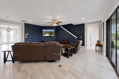 House in Fish Hawk, Florida 5 bedrooms, 335.01 sq.m. № 2236194 - photo 17