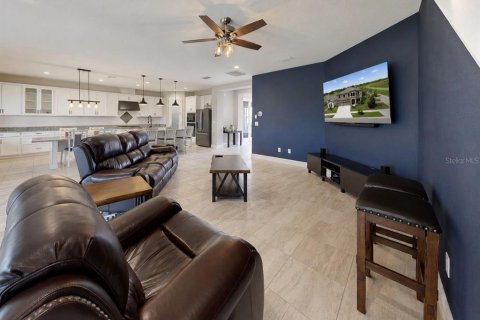 House in Fish Hawk, Florida 5 bedrooms, 335.01 sq.m. № 2236194 - photo 20