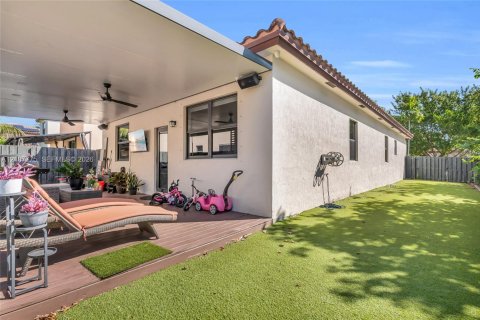 Casa en venta en Homestead, Florida, 4 dormitorios, 155.89 m2 № 2421030 - foto 21