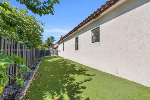 Casa en venta en Homestead, Florida, 4 dormitorios, 155.89 m2 № 2421030 - foto 22