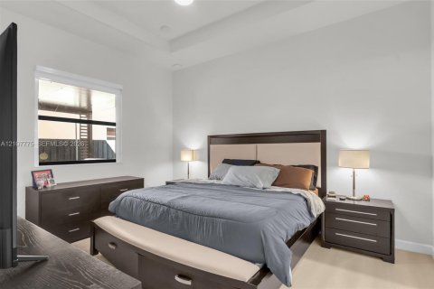 Casa en venta en Homestead, Florida, 4 dormitorios, 155.89 m2 № 2421030 - foto 11