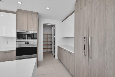 Купить кондоминиум в Форт-Лодердейл, Флорида 4 спальни, 289.11м2, № 2053563 - фото 13