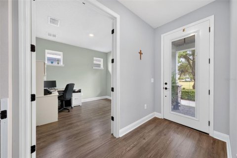 House in Orlando, Florida 3 bedrooms, 132.29 sq.m. № 2354399 - photo 20