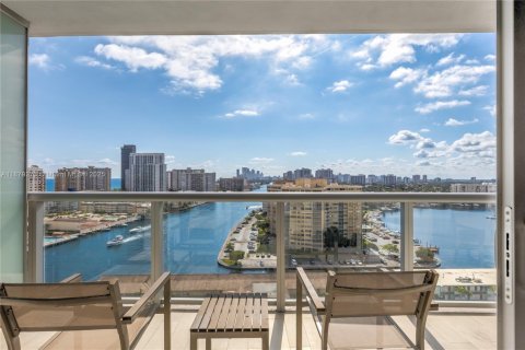 Copropriété à vendre à Hallandale Beach, Floride: 2 chambres, 94.76 m2 № 1977539 - photo 25