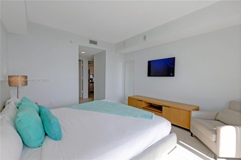 Copropriété à vendre à Hallandale Beach, Floride: 2 chambres, 94.76 m2 № 1977539 - photo 14