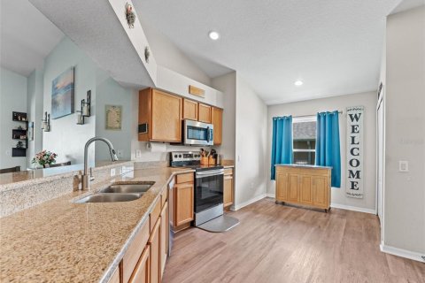 House in Spring Hill, Florida 4 bedrooms, 167.78 sq.m. № 1869760 - photo 5