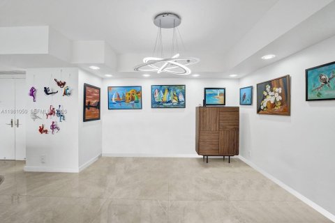Купить кондоминиум в Авентура, Флорида 2 спальни, 144.93м2, № 2048823 - фото 16