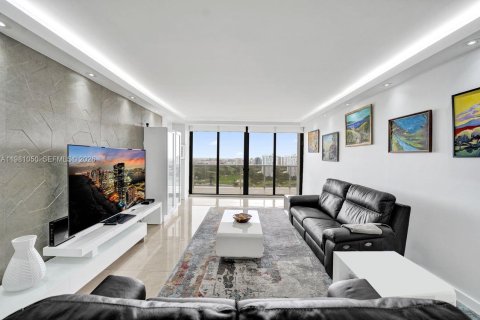 Купить кондоминиум в Авентура, Флорида 2 спальни, 144.93м2, № 2048823 - фото 11