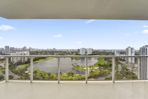 Купить кондоминиум в Авентура, Флорида 2 спальни, 144.93м2, № 2048823 - фото 3