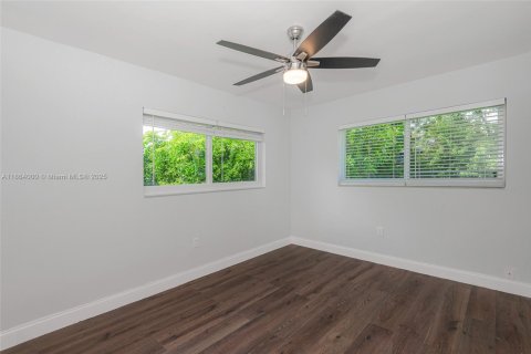 Casa en venta en Oakland Park, Florida, 3 dormitorios, 124.21 m2 № 1891779 - foto 17