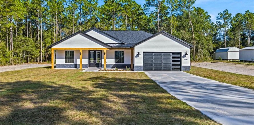 House in Ocala, Florida 4 bedrooms, 192.59 sq.m. № 2424049