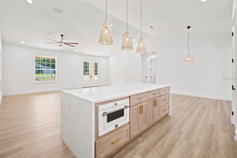 House in Ocala, Florida 4 bedrooms, 192.59 sq.m. № 2424049 - photo 24