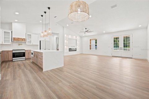 House in Ocala, Florida 4 bedrooms, 192.59 sq.m. № 2424049 - photo 18