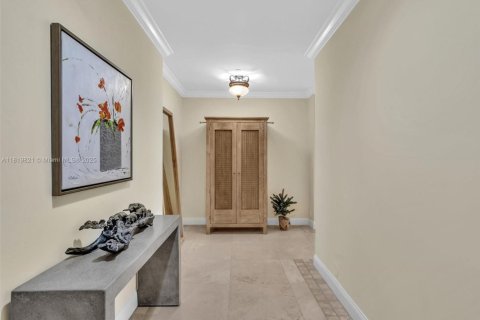 Купить таунхаус в Санни-Айлс-Бич, Флорида 3 спальни, 350.61м2, № 1937429 - фото 3