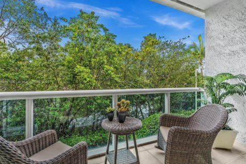 Купить таунхаус в Санни-Айлс-Бич, Флорида 3 спальни, 350.61м2, № 1937429 - фото 19