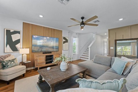 House in Parrish, Florida 4 bedrooms, 198.81 sq.m. № 2224497 - photo 6
