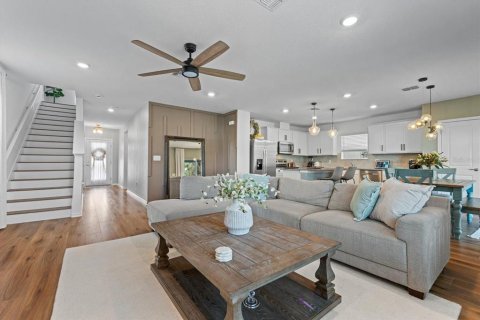 House in Parrish, Florida 4 bedrooms, 198.81 sq.m. № 2224497 - photo 3