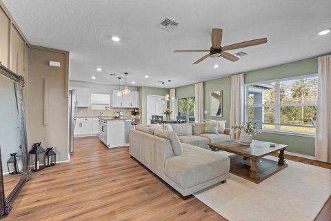 House in Parrish, Florida 4 bedrooms, 198.81 sq.m. № 2224497 - photo 5