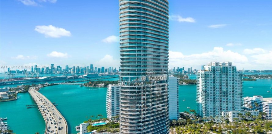 Condo à Miami Beach, Floride, 1 chambre № 1945650