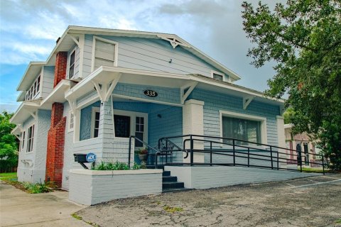 Immobilier commercial à DeLand, Floride 150.32 m2 № 2388959
