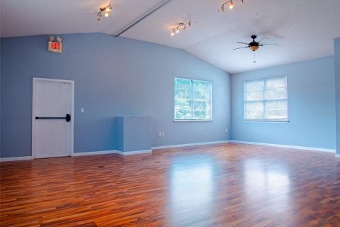 Immobilier commercial à louer à DeLand, Floride: 150.32 m2 № 2388959 - photo 5