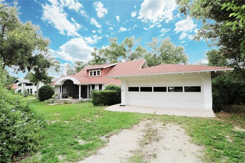 House in Babson Park, Florida 5 bedrooms, 162.76 sq.m. № 2393954 - photo 2