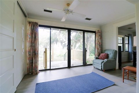 House in Babson Park, Florida 5 bedrooms, 162.76 sq.m. № 2393954 - photo 8