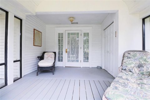 House in Babson Park, Florida 5 bedrooms, 162.76 sq.m. № 2393954 - photo 3
