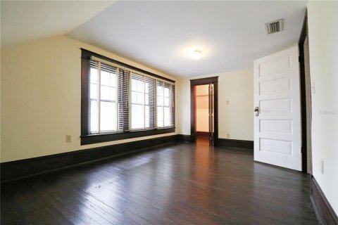 House in Babson Park, Florida 5 bedrooms, 162.76 sq.m. № 2393954 - photo 24