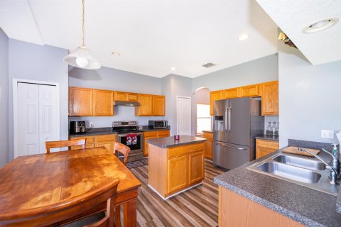 Villa ou maison à vendre à Orlando, Floride: 4 chambres, 248.05 m2 № 2147090 - photo 12