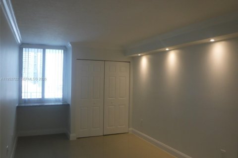 Снять в аренду кондоминиум в Майами, Флорида 1 спальня, 55.09м2, № 2008577 - фото 11