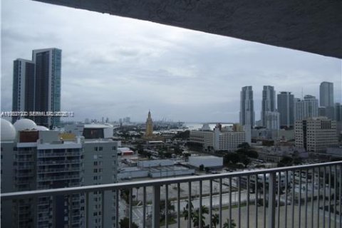 Снять в аренду кондоминиум в Майами, Флорида 1 спальня, 55.09м2, № 2008577 - фото 20