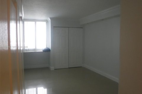 Снять в аренду кондоминиум в Майами, Флорида 1 спальня, 55.09м2, № 2008577 - фото 10