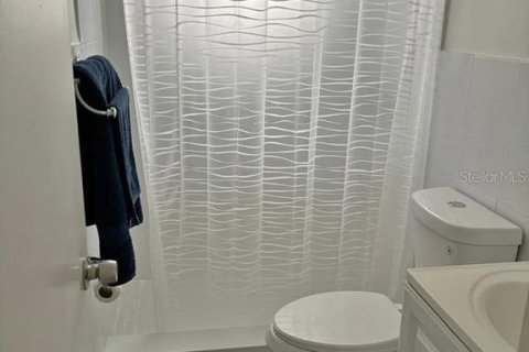 Apartment in Hialeah, Florida 2 bedrooms, 72.37 sq.m. № 1876945 - photo 9