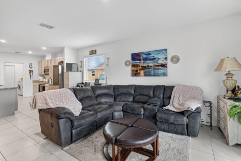 Villa ou maison à vendre à Port St. Lucie, Floride: 4 chambres, 174.1 m2 № 2265795 - photo 14