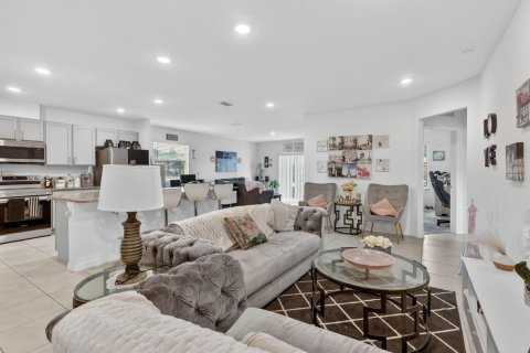 Villa ou maison à vendre à Port St. Lucie, Floride: 4 chambres, 174.1 m2 № 2265795 - photo 7