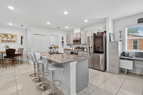 Villa ou maison à vendre à Port St. Lucie, Floride: 4 chambres, 174.1 m2 № 2265795 - photo 13