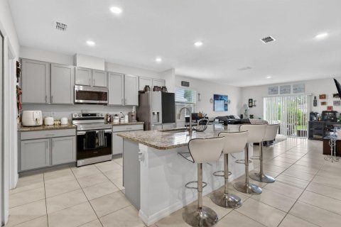 Villa ou maison à vendre à Port St. Lucie, Floride: 4 chambres, 174.1 m2 № 2265795 - photo 10