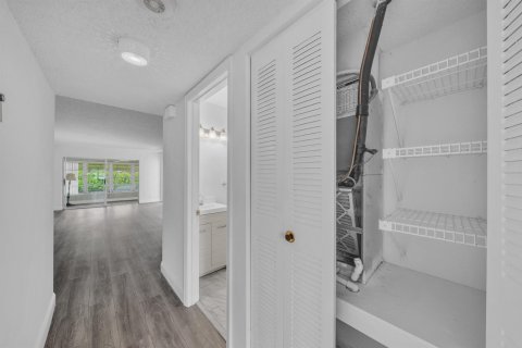 Copropriété à louer à Delray Beach, Floride: 1 chambre, 100.33 m2 № 2322088 - photo 3