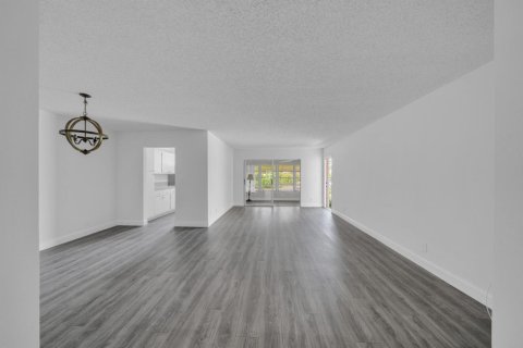 Copropriété à louer à Delray Beach, Floride: 1 chambre, 100.33 m2 № 2322088 - photo 6
