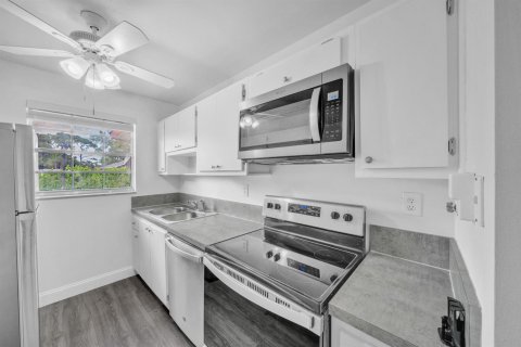 Copropriété à louer à Delray Beach, Floride: 1 chambre, 100.33 m2 № 2322088 - photo 12
