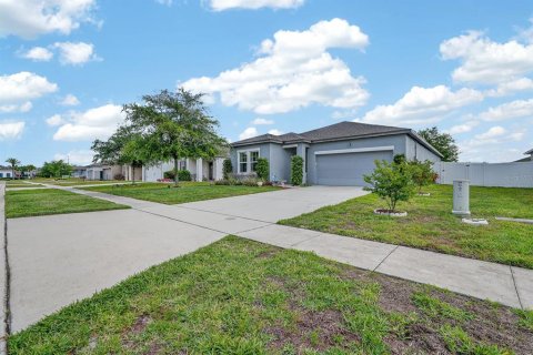 Villa ou maison à vendre à Deltona, Floride: 3 chambres, 163.04 m2 № 2091881 - photo 7