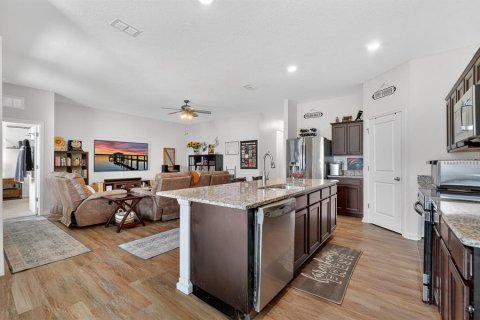 Villa ou maison à vendre à Deltona, Floride: 3 chambres, 163.04 m2 № 2091881 - photo 19