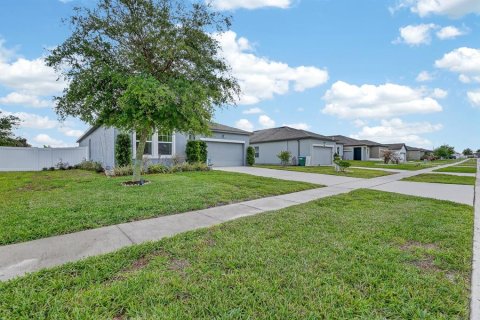 Villa ou maison à vendre à Deltona, Floride: 3 chambres, 163.04 m2 № 2091881 - photo 5