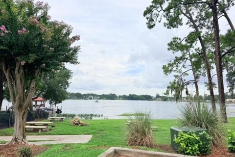 Condo in Orlando, Florida, 2 bedrooms  № 2280002 - photo 28