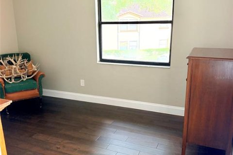 Condo in Orlando, Florida, 2 bedrooms  № 2280002 - photo 19
