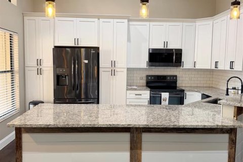 Condo in Orlando, Florida, 2 bedrooms  № 2280002 - photo 5