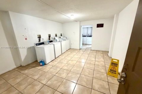 Снять в аренду кондоминиум в Хайалиа, Флорида 1 спальня, 80.82м2, № 2027945 - фото 24