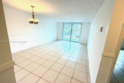 Снять в аренду кондоминиум в Хайалиа, Флорида 1 спальня, 80.82м2, № 2027945 - фото 17